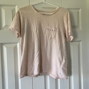Roxy light pink/peach colour t-shirt size L🥰🥰